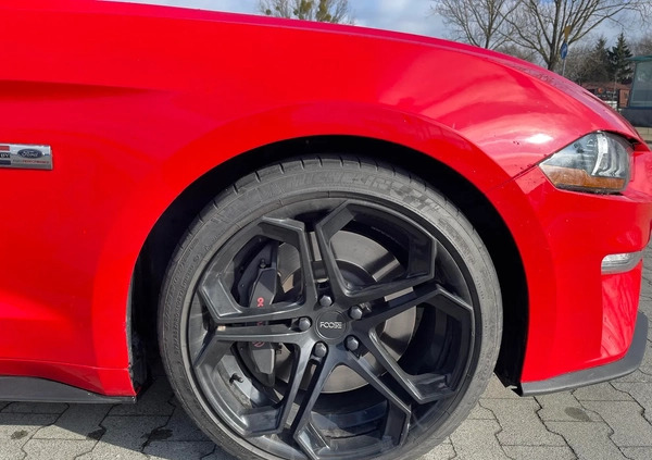 Ford Mustang cena 157300 przebieg: 19000, rok produkcji 2019 z Szczawno-Zdrój małe 497